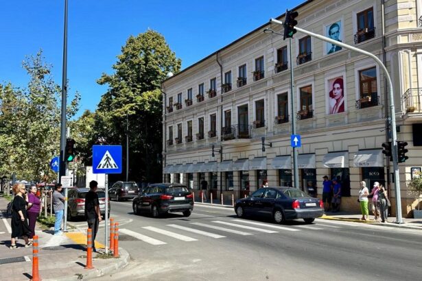 foto un nou sistem de semaforizare inteligent pus in functiune pe strada mircea cel batran din constanta 68aeca8962a06