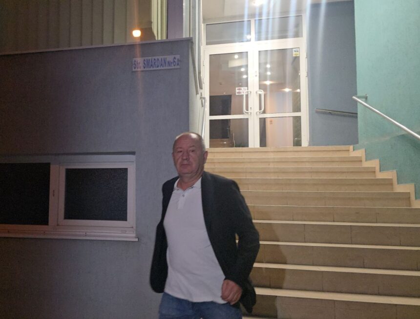 Administratorul public al municipiului Mangalia, George Didi Călin, a părăsit sediul DNA Constanța! Iată ce a declarat. 1 foto video administratorul public al municipiului mangalia george didi calin a parasit sediul dna constanta iata ce a declarat 68a615a337f09