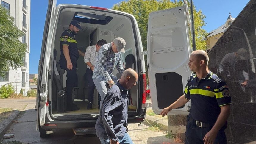 foto video arestatii din dosarul fabrica de mosteniri au ajuns la curtea de apel constanta 68b03b64d2371