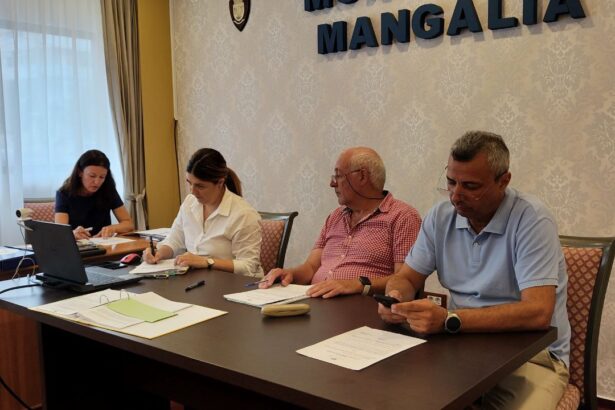 foto video consiliul local mangalia intrunit in sedinta extraordinara convocata de primar de indata consilierii chemati sa aprobe rectificarea bugetului pe 2025 al municipiului 68a46fbcdeb9e