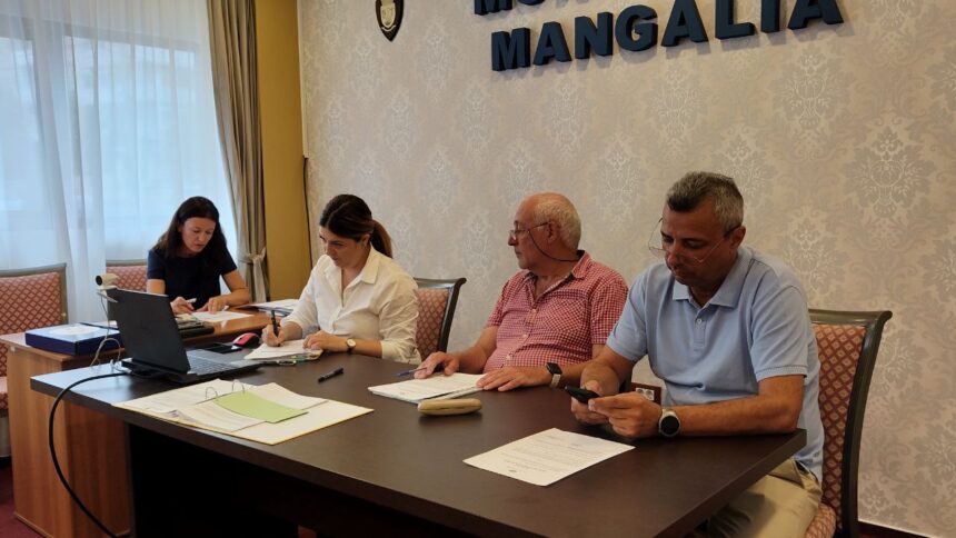 foto video consiliul local mangalia intrunit in sedinta extraordinara convocata de primar de indata consilierii chemati sa aprobe rectificarea bugetului pe 2025 al municipiului 68a46fbcdeb9e