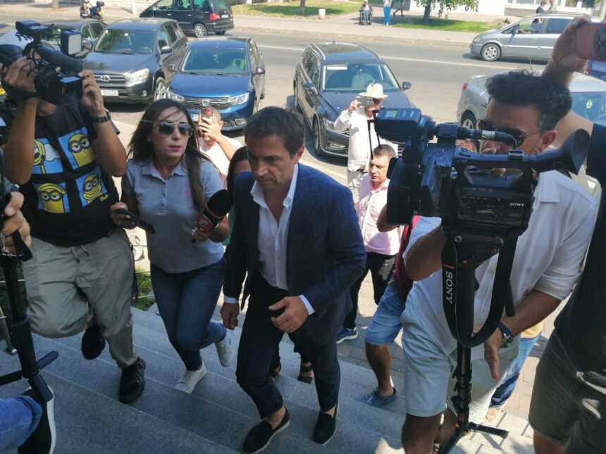 foto video edilul din mangalia cristian radu a ajuns la sediul primariei rascolit dimineata de procurorii dna 68a5b3b45777c