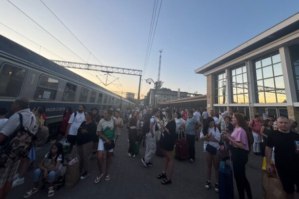 foto video haos in gara constanta dupa intreruperea circulatiei feroviare 68a21687be41f