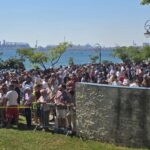 foto video mii de turisti si constanteni au participat astazi la festivitatile organizate de ziua marinei 689f06a2ae7e2