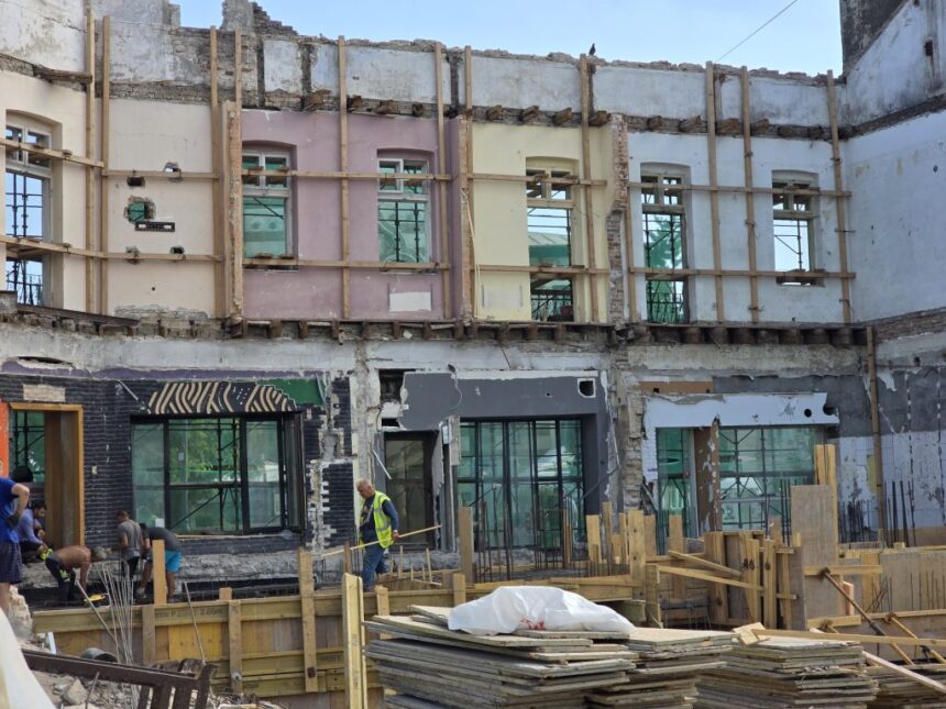 galerie foto fostul hotel central din constanta in plin proces de reabilitare se consolideaza fundatia 68a5a1a5f40ed