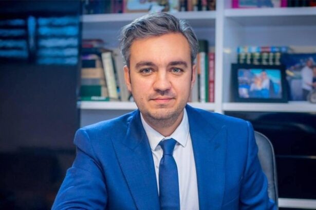 george niculescu presedintele autoritatii nationale de reglementare in domeniul energiei anre vine la profit energy forum editia a ix a 68ad40c03c0cb