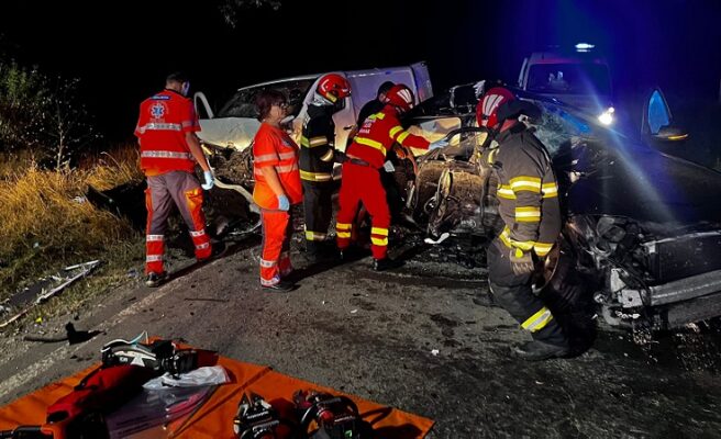 Grav accident rutier în județul Tulcea: un tânăr decedat și mai multe persoane transportate la spital. 1 grav accident rutier in judetul tulcea un tanar a murit iar mai multe persoane au ajuns la spital 6899b611c8044