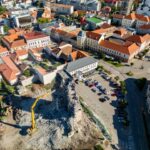 Hotelul din România, construit de comuniști, pe care nu l-a vrut nimeni - demolat 2 hotelul din romania construit de comunisti pe care nu l a vrut nimeni demolat videofoto 68a724570e7a9