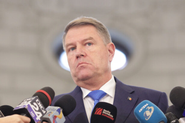 klaus iohannis somat de anaf sa plateasca o datorie de aproape un milion de euro 689e2785c0178