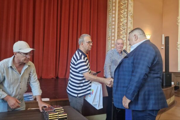 live foto video rugbistii din constanta revedere de suflet la cazino primarul vergil chitac vicele cjc razvan filipescu si presedintele camerei de comert mihai daraban printre invitati 688dca69e9f22