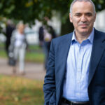 mesajul lui garry kasparov pentru cetatenii r moldova va puteti rupe definitiv de regimul fascist al lui putin 68aa9c218814e