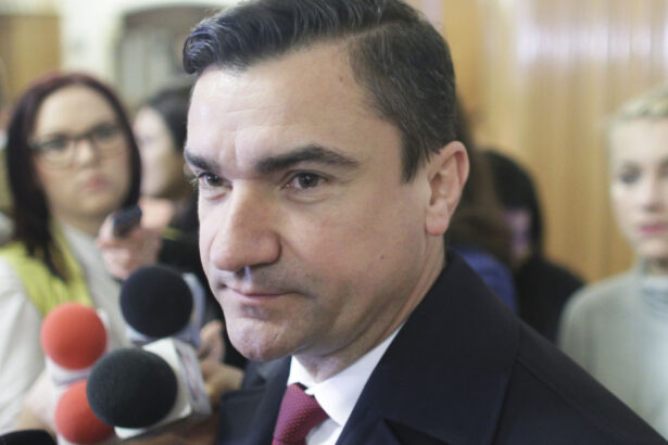 mihai chirica primarul iasiului anunta suspendarea relatiilor cu ion ceban edilul chisinaului care este motivul 68a88948b33fc