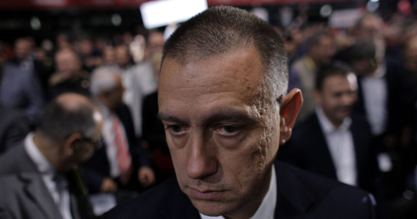 mihai fifor nu imi amintesc ca un sef de stat si comandant suprem al fortelor armate sa fi lipsit de la ceremoniile zilei marinei 689f3d3060f45