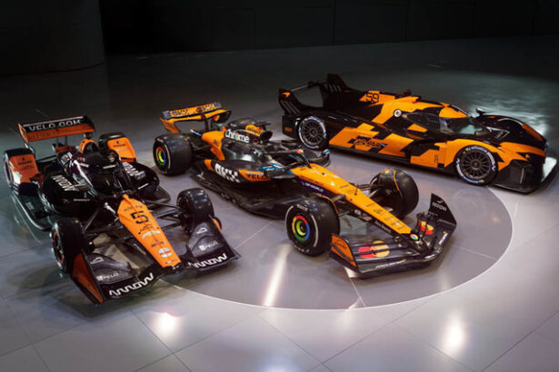 monopostul mclaren de formula 1 din 2026 scos la licitatie inainte sa fi participat la vreo cursa 689e29346e3a3