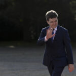 nicusor dan s a dus la guven si a intrat in sedinta coalitiei unde sunt discutate noile masuri fiscale 68adc647d7b52