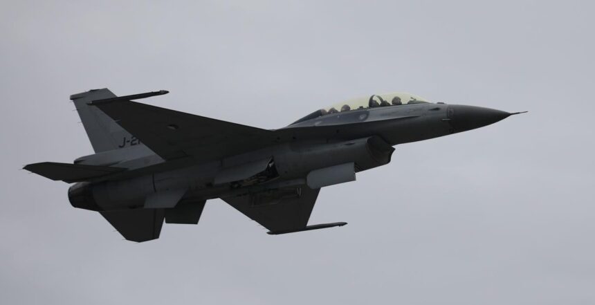 Norvegia furnizează României încă trei aeronave F-16 1 norvegia livreaza romaniei inca trei aeronave f 16 68b0707253b4c
