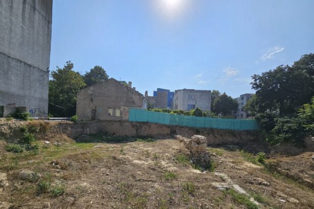 nu se opune niciun constantean construirii unui bloc in locul casei cu iedera zidul antic al cetatii tomis ar urma sa fie protejat 68a6f35698e26