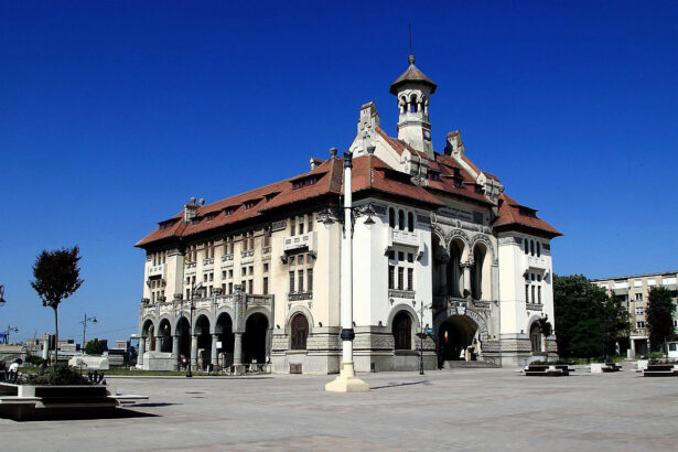 obiecte rare din colectia muzeului de istorie constanta expuse la iasi intre 13 august si 30 septembrie 689a31195301c