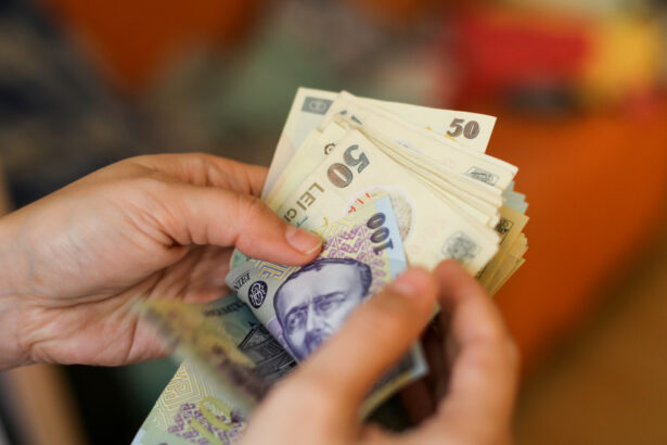pensia pe care statul roman o plateste unui cetatean care a lucrat doar o zi 689d8a38763d8