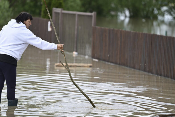 pericol de inundatii pe rauri din 15 judete hidrologii au emis cod portocaliu si galben sunt vizate si suceava si neamt 6891e080c2fa5