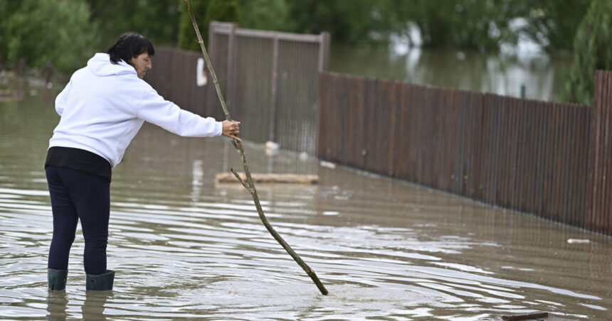 pericol de inundatii pe rauri din 15 judete hidrologii au emis cod portocaliu si galben sunt vizate si suceava si neamt 6891e080c2fa5