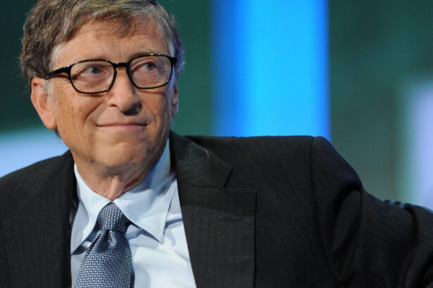 pericolul inteligentei artificiale pentru generatia z si avertismentul lui bill gates nu va asteptati la stabilitatea locului de munca 68981c60b3699
