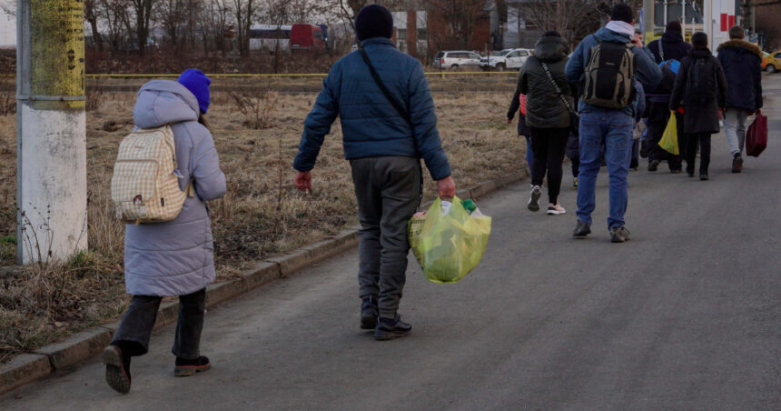 Peste 5.000 de ucraineni au trecut ilegal granița în România începând cu acest an 1 peste 5 000 de ucraineni au trecut ilegal granita in romania de la inceputul anului 68aae97ca1130
