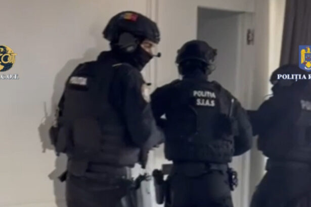 politist de penitenciar arestat pentru ca dadea traficantilor de droguri informatii din dosare diicot 68a82a59b2f12