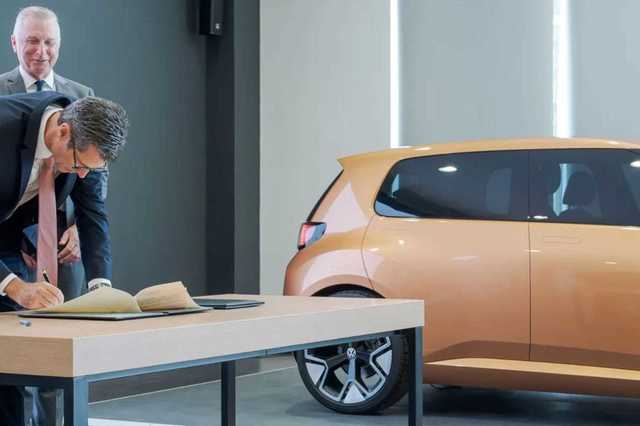 portugalia finanteaza vw cu 30 de milioane de euro pentru a atrage productia unui viitor automobil electric 68a716252e2b0