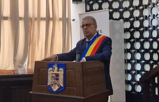 primarul chitac obligat sa tina sedintele de consiliu local in format fizic de tribunal anuntul curtii de apel 6892c69d4e1ef