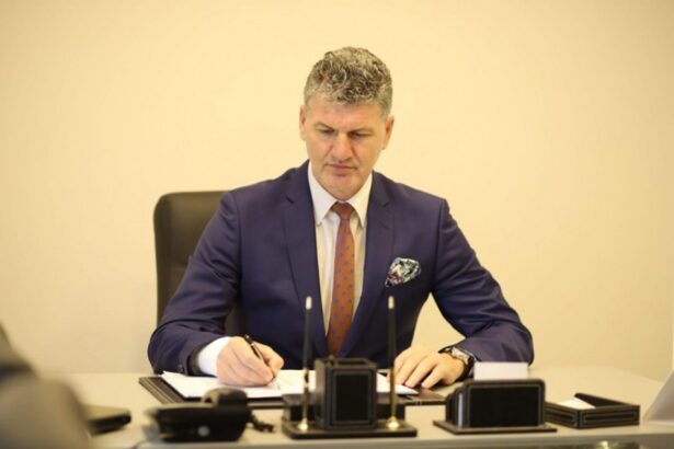 primarul din navodari amendat de judecatori vezi aici decizia definitiva a tribunalului 68a933adaac46
