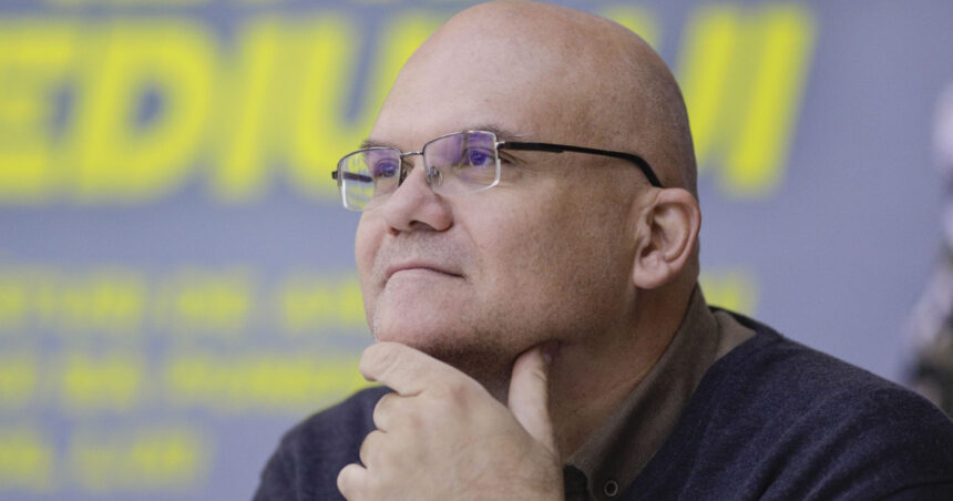 Raul Pop a fost numit secretar de stat la Ministerul Mediului, Apelor și Pădurilor. 1 raul pop a fost desemnat in functia de secretar de stat la ministerul mediului apelor si padurilor 689249f5343fe