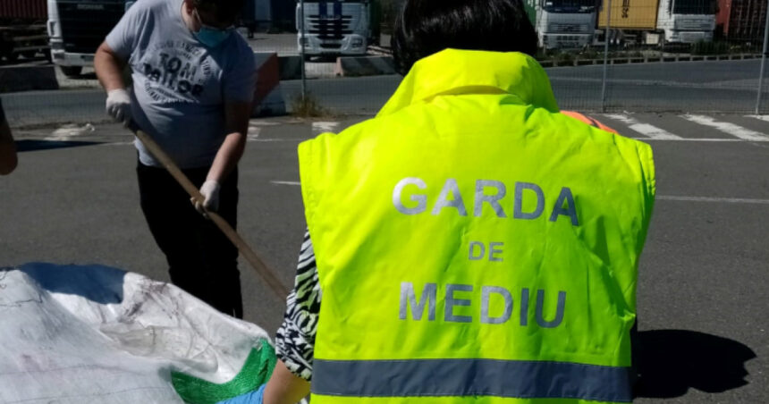 reorganizare la garda de mediu posturile de conducere au scazut la jumatate dar a crescut cu 150 numarul comisarilor de pe teren 689df2b8a8218