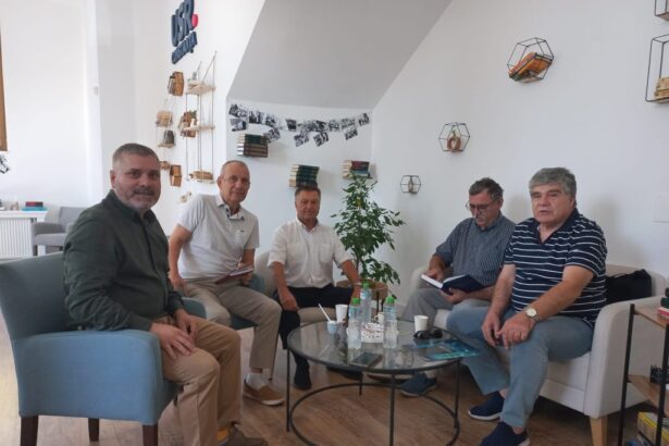 reprezentantii sindicatelor si organizatiilor de rezervisti s au intalnit astazi cupresedintele organizatiei judetene a usr constanta senatorul remus negoi ce au discutat 68a2fb085ee58