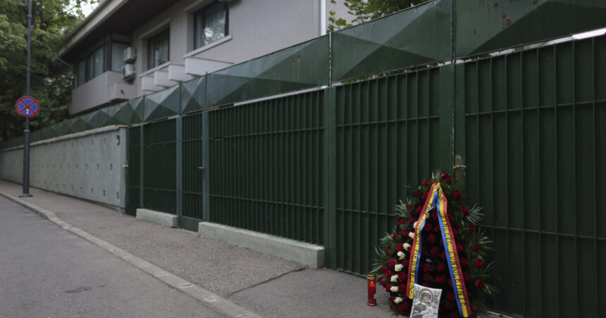 romanii ii pot aduce un ultim omagiu lui ion iliescu programul ceremoniilor stabilite de guvern in cadrul funeraliilor de stat 6892d6a8eebeb