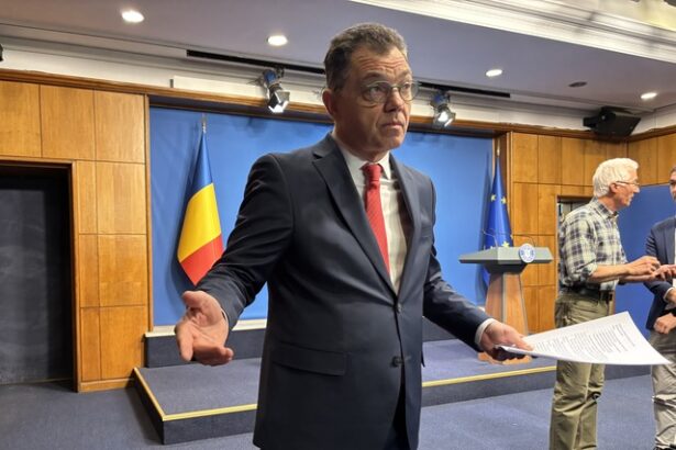 scandal cu succesul de proportii al campaniei de angajari la stat seful sgg romania are o problema 1 000 de cv uri de la usr 68ac391e22954