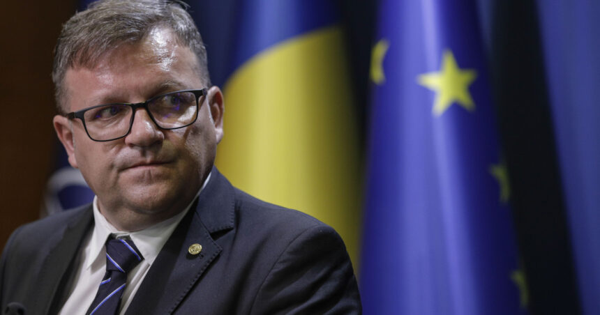 Scandalul opririi lucrărilor la autostrada Moldovei se intensifică. Marius Budăi amenință cu moțiune de cenzură împotriva Guvernului. 1 scandalul opririi lucrarilor la autostrada moldovei ia amploare marius budai ameninta cu motiune de cenzura impotriva guvernului 6898828aef5d9