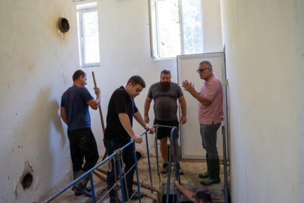 seful consiliului judetean suceava anunta reluarea alimentarii cu apa in ostra comuna grav afectata de inundatii 6895020dd9f33