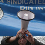 sindicalistii din administratia locala protesteaza de luni fata de masurile fiscale cea mai severa lovitura din ultimii 35 de ani 68b35f1d9cdf8