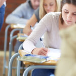 subiecte bac sesiunea de toamna 2025 elevii sustin astazi proba la alegere a profilului si specializarii 689c576ad5665