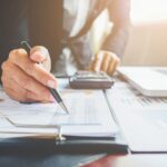 taieri de posturi taxe mai mari salarii plafonate si permisul recuperat doar dupa plata datoriilor noul pachet de masuri fiscal bugetare 689666aa8f0e4