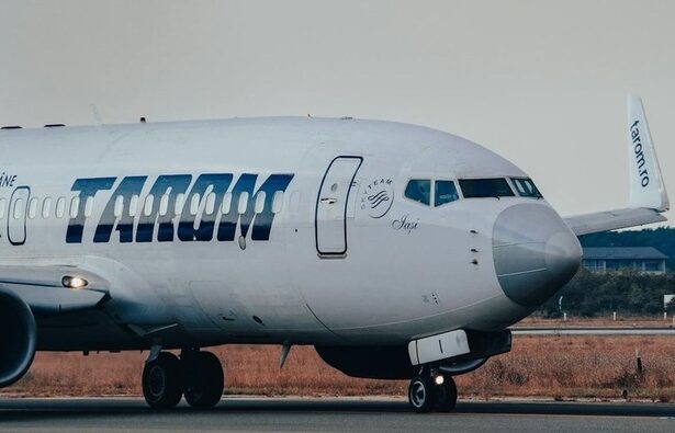 tarom oferta speciala cu bilete la pret redus foto 68a63c57f00f1