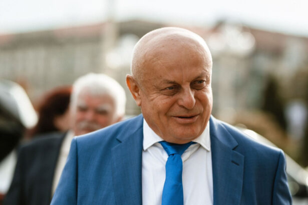 teodor tigan directorul romsilva care a luat 100 000 euro prima de pensionare ar putea fi anchetat de dna 689b371dabcb7