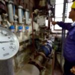 toti locuitorii din trei sectoare ale capitalei fara apa calda din cauza avariei majore de pe o conducta magistrala de termoficare 68a2df74cdb65