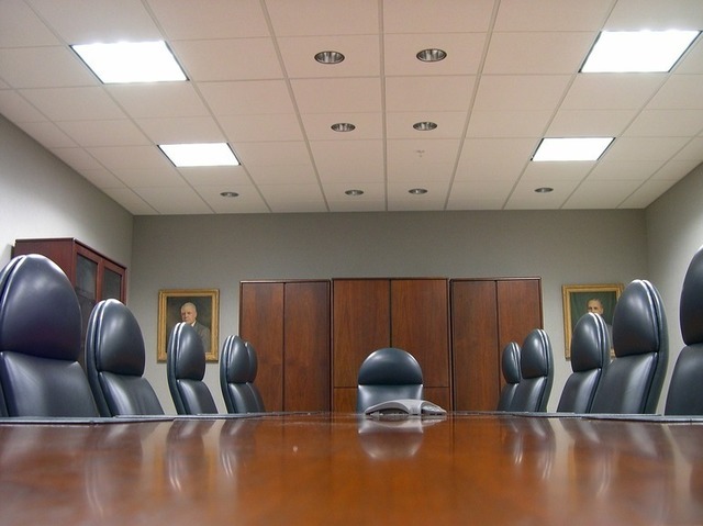 ultima ora noile indemnizatii reduse si numarul maxim de sefi la companiile de stat sefii care refuza vor fi dati afara criterii noi pentru firmele care selecteaza managerii 68a2f0710b938