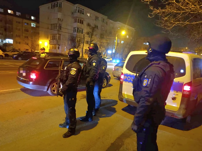 un barbat din constanta trimis in judecata pentru ca si ar fi santajat sotia cu imagini intime ipj constanta s a constituit parte civila vezi aici motivul 689ea4336b876