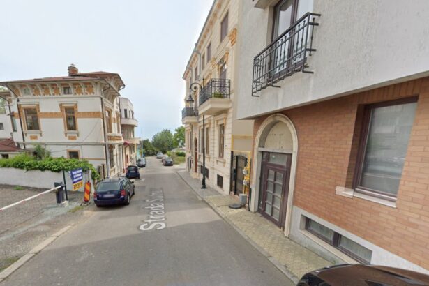 un fost deputat constantean isi face casa in peninsula pe strada sulmona deasupra plajei modern 6894b65d9c656