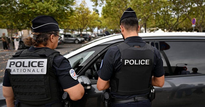 un mort si cinci raniti dupa ce o masina a intrat intentionat intr un grup de pietoni in franta 68b2e412b60d1