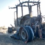 Un tractor a luat foc pe DN2A, între Vadu Oii și Hârșova 2 un tractor a ars pe dn2a intre vadu oii si harsova 68a03f7d8bdc1