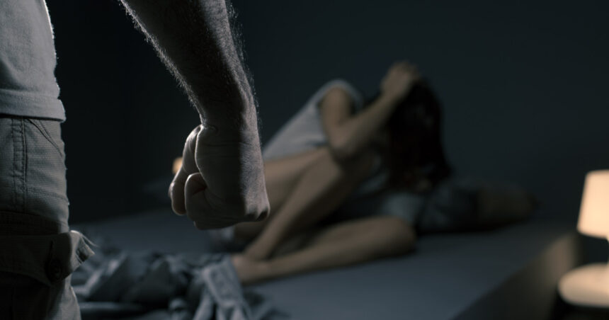 Victimă a violenței domestice: „Nu mai tac, pentru că dacă eu tac, alte femei vor suferi același lucru sau mai grav” 1 victima a violentei domestice nu mai tac pentru ca daca eu tac alte femei vor trece prin acelasi lucru sau mai grav 689a3d8881102